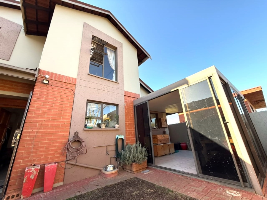 3 Bedroom Property for Sale in Universitas Free State